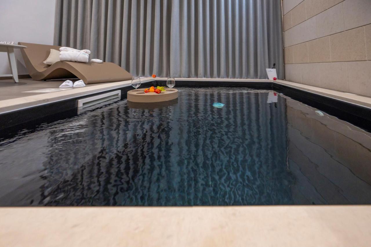 Villa Carmiano Luxury Bedrooms In Avola In The Province Of Syracuse With Spa And Swimming Pool And Wonderful Seaview Extérieur photo